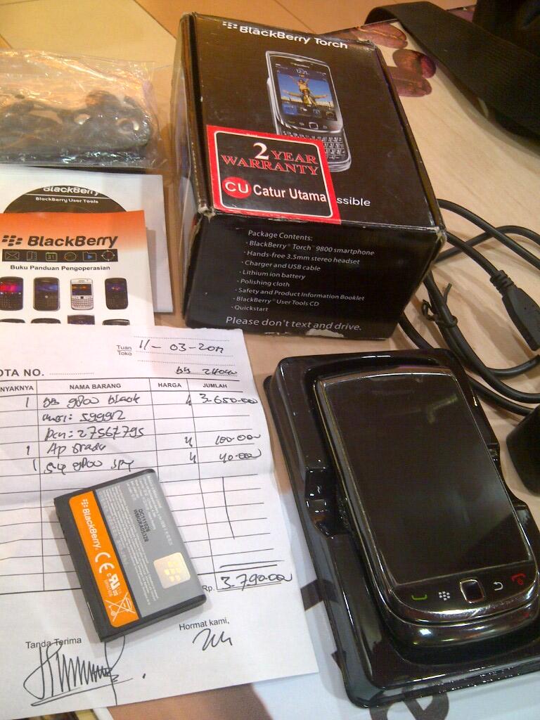 BB Torch 9800 - mulus bandung