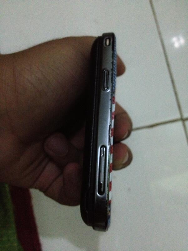 WTS : blackberry BOLD 9000