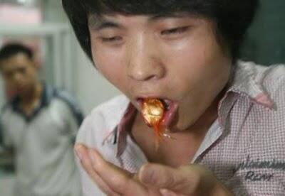 10 Bakat Unik Yang Sungguh Menggerikan