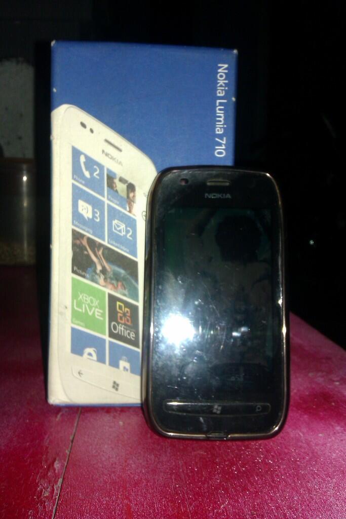 NOKIA LUMIA 710 BLACK MULUS FULL BANDUNG