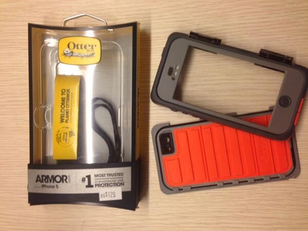 Otterbox Armor Iphone 5 umur 1 bulan