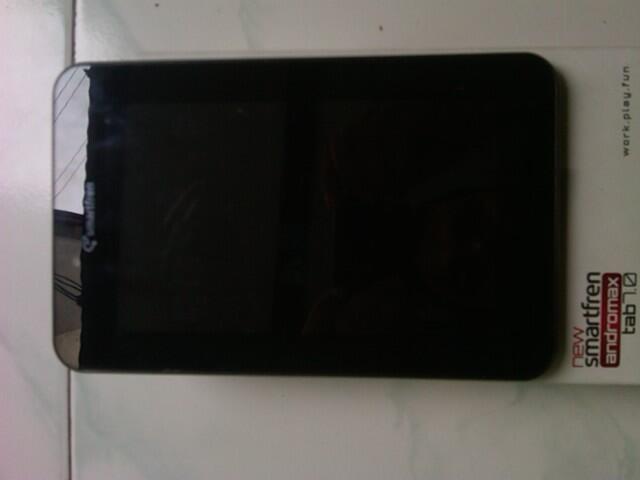 New smartfren 2 tab 7,0 memori 8gb jual ceppeeet aja,,msh garansi !!!!