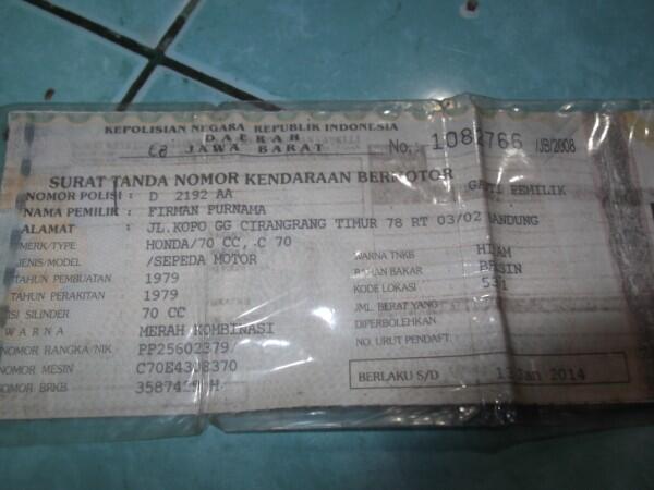 cari rongsokan rangka, mesin, bpkb, stnk dll honda c70