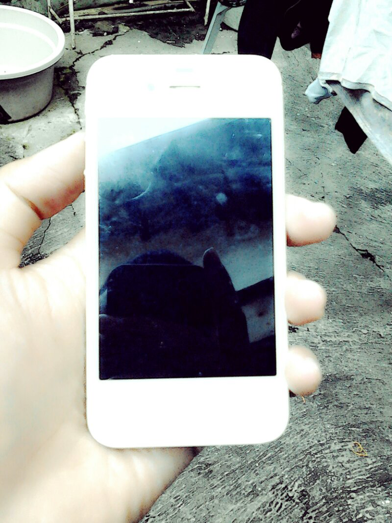 iphone 8giga white cdma