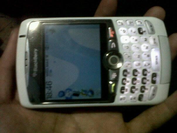 JUAL APA adanya BB 8320 Putih