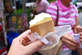 &#91;CULINARY&#93; Mengintip Ice Cream Sandwich di Pinggiran Jalan Kota Singapore