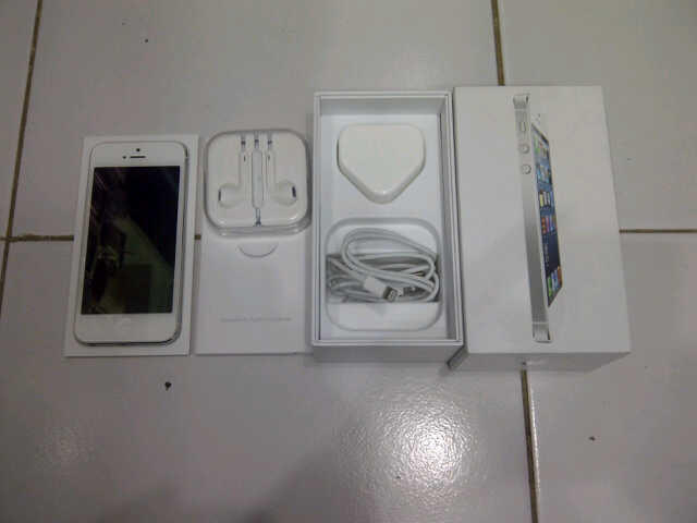 For Sale Iphone 5 White 16gb