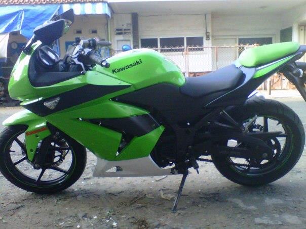 ( SURABAYA ) KAWASAKI NINJA 250 SE 2010 ( SURABAYA )