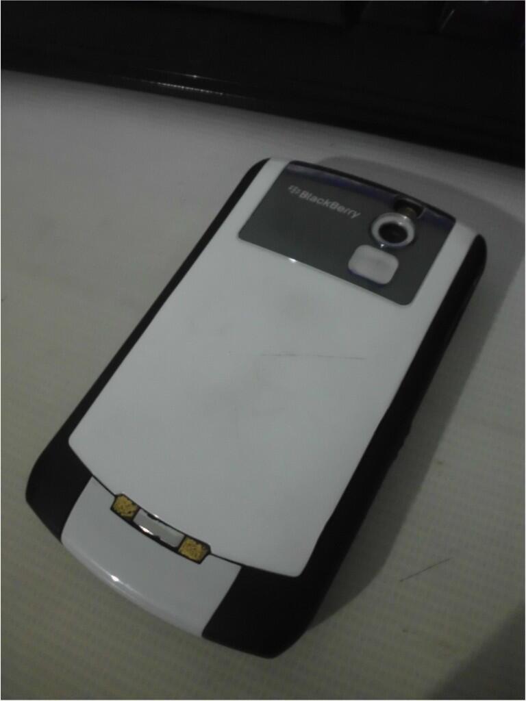 Blackberry 8320 Putih Second Mulus Free Ongkir