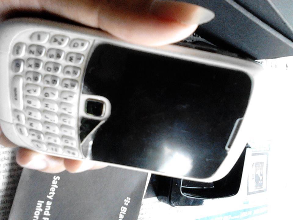 Blackberry KEPLER 9330 ( CDMA ) Smartfren Jogja only
