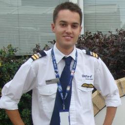 Pilot Termuda di Dunia(Masih 9 Tahun)