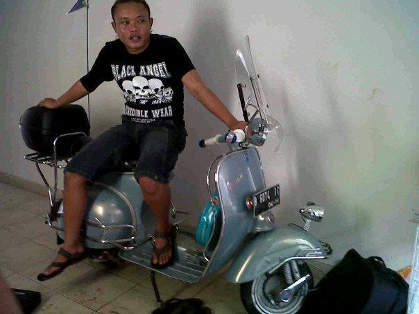 Sule OVJ and Scooter (tebak lebih tua sule apa vespanya)
