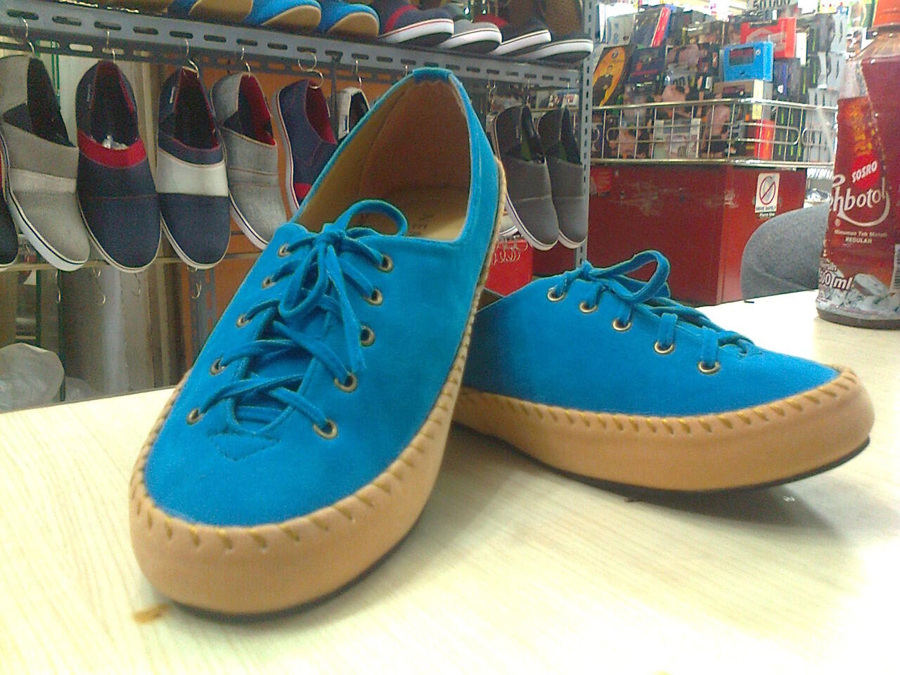 sepatu premium vintage