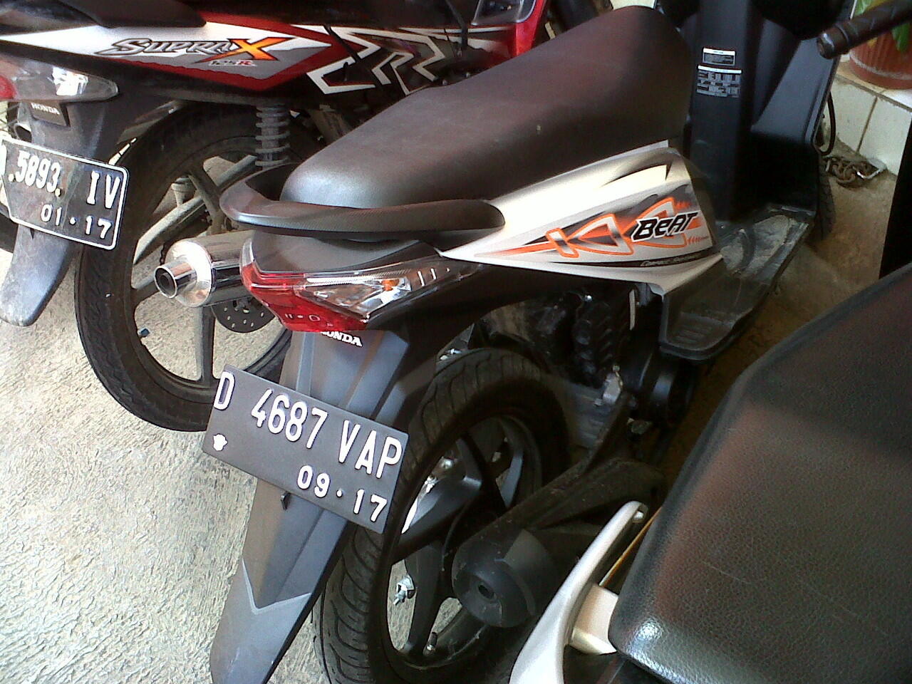 motor kesayangan dibobol maling