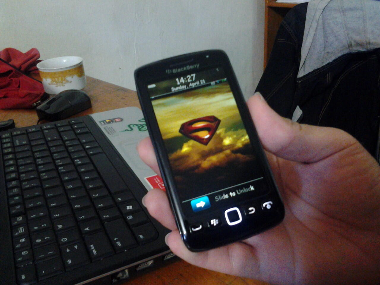 DI JUAL BLACKBERRY MONZA 9860 2ND MULUS FULLSET