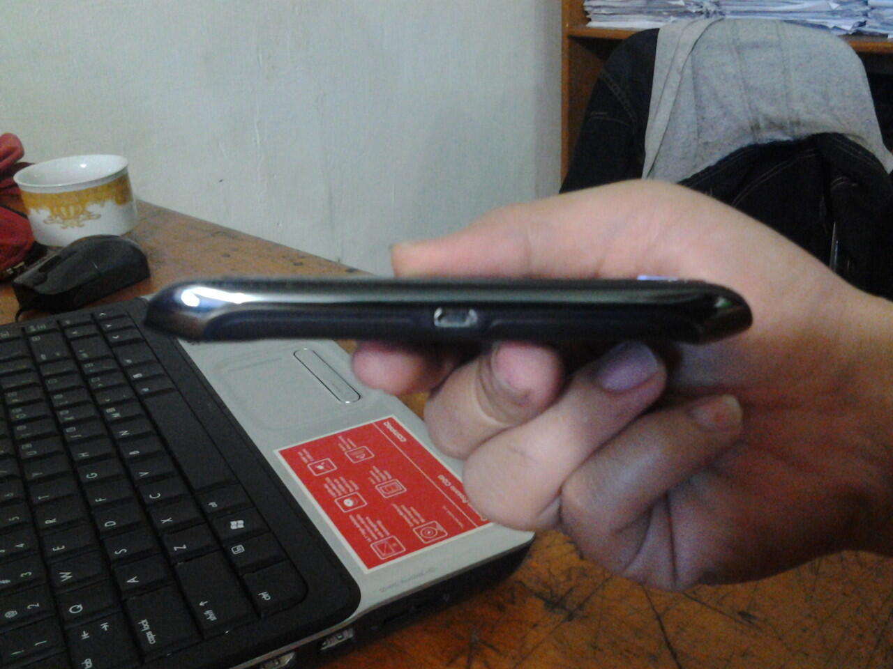 DI JUAL BLACKBERRY MONZA 9860 2ND MULUS FULLSET