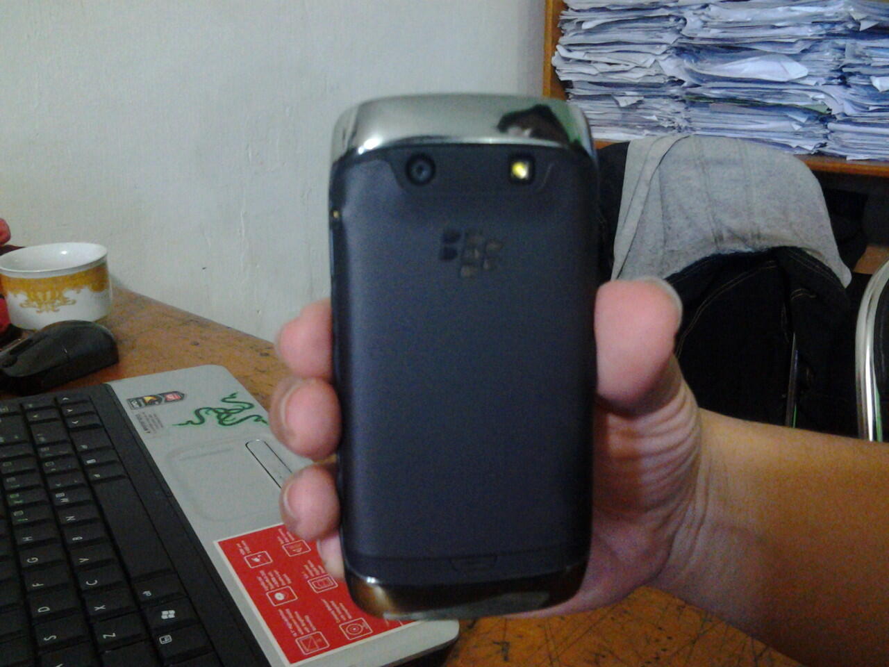 DI JUAL BLACKBERRY MONZA 9860 2ND MULUS FULLSET