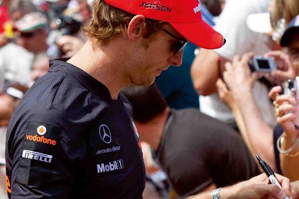 10 Pembalap F1 Dengan Gaji Tertinggi 2013 Versi Forbes