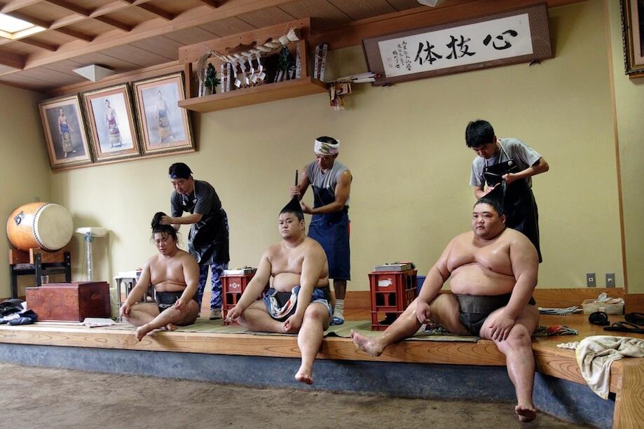 Kehidupan Sehari-hari Pegulat Sumo di Jepang