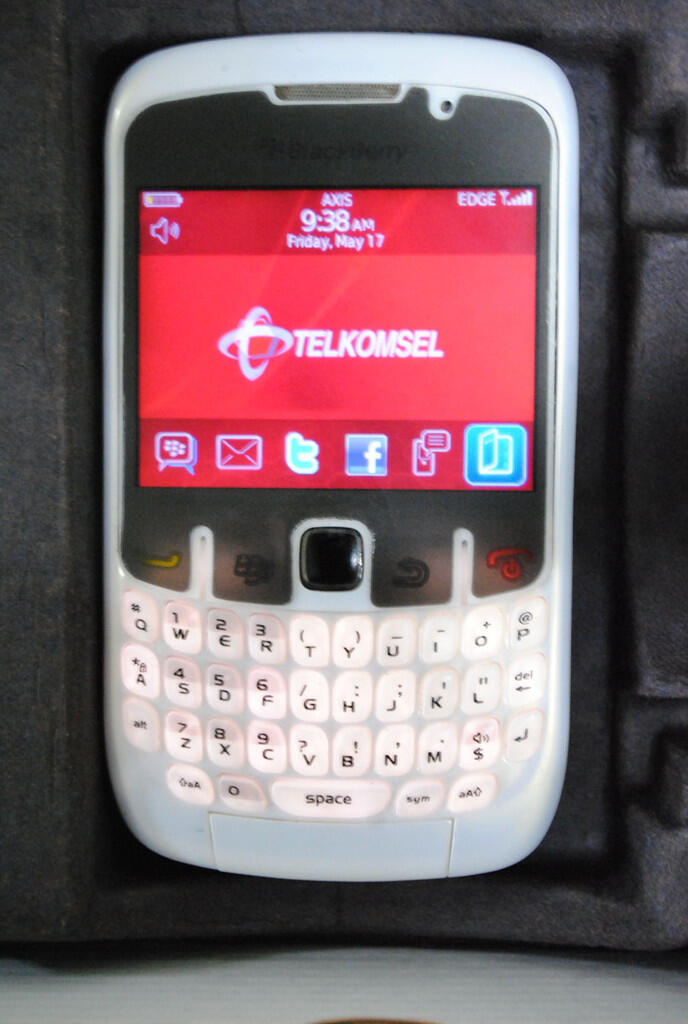 Jual Cepat Blackberry Gemini 8520 Putih