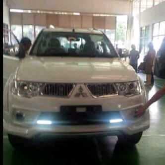 PAJERO SPORT DAKAR 2012 DISCOUNT UP 40-45JT ( HITAM )