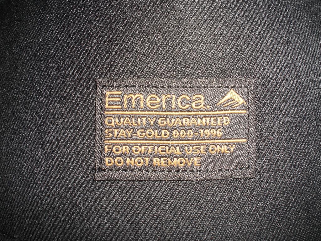 topi snapback emerica original