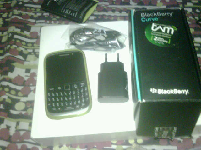 Blackberry Amstrong Garansi TAM 20 Bln Asesoris Komplit