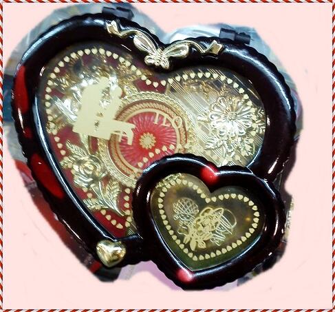 lOVE Music Box, Kotak musik