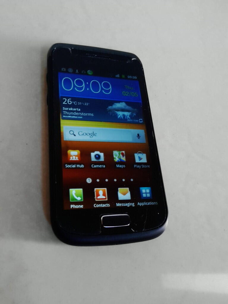Jual Galaxy W Hitam Mulus Garansi Agustus 2013 (Solo)