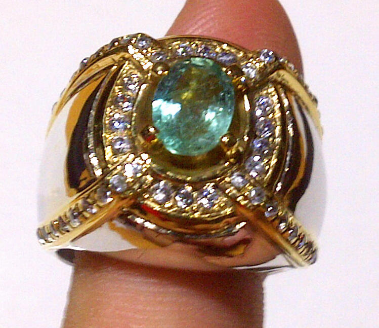 Terjual DI JUAL CINCIN MEWAH ZAMRUD / EMERALD COLOMBIA 