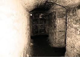 7 Area Misterius yang Berhantu Di dunia