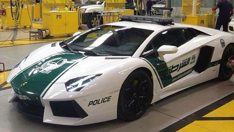 MOBIL POLISI DUBAI GAN