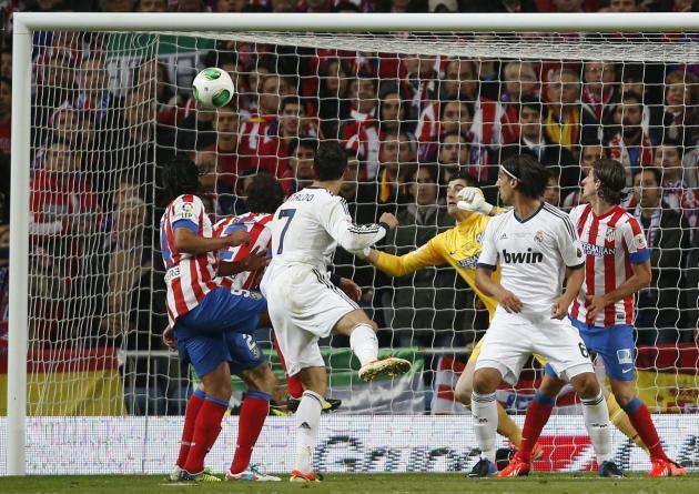 Atletico Madrid Juara Copa Del Rey, Real Madrid Gigit jari
