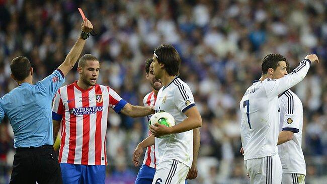 Atletico Madrid Juara Copa Del Rey, Real Madrid Gigit jari