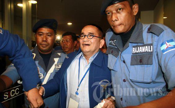 Ruhut: Tidak Pantas Wali Kota Tukang Mebel Jadi Presiden 