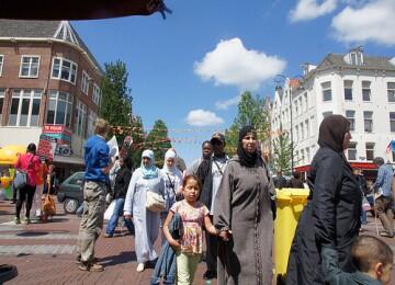&#91; Muslim Only &#93; Muslim Belanda Rayakan Hari Mualaf