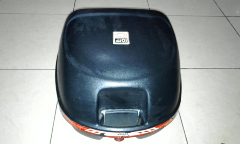 jual box givi dan velg thunder 250