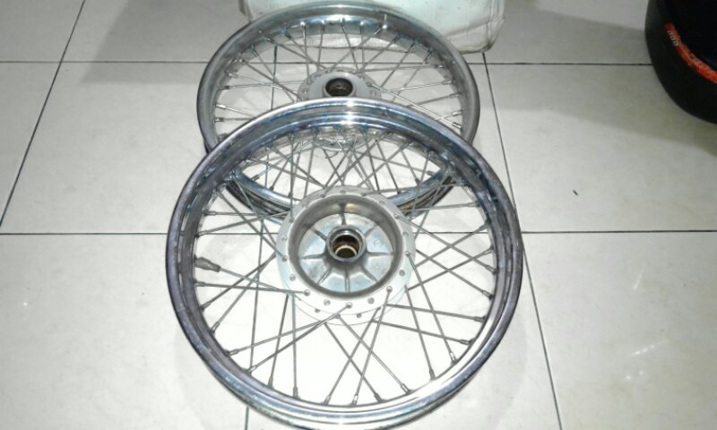 jual box givi dan velg thunder 250