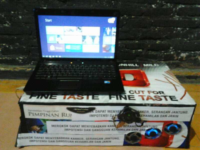 Tuturial Bikin Meja Laptop + CoolPad Jadi Satu (Kreasi sendiri)
