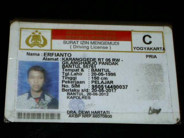 Telah Di temukan Dompet Beserta Isinya.....