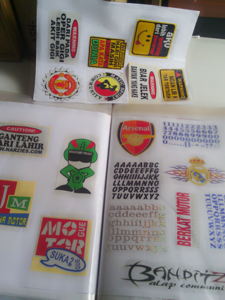 Terjual CUTTING  STICKER  Gambar Foto Logo Huruf  