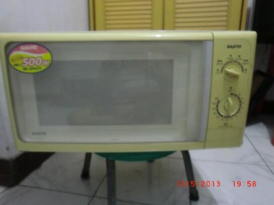 DIJUAL BARANG TV DAN MICROWAVE RUSAK