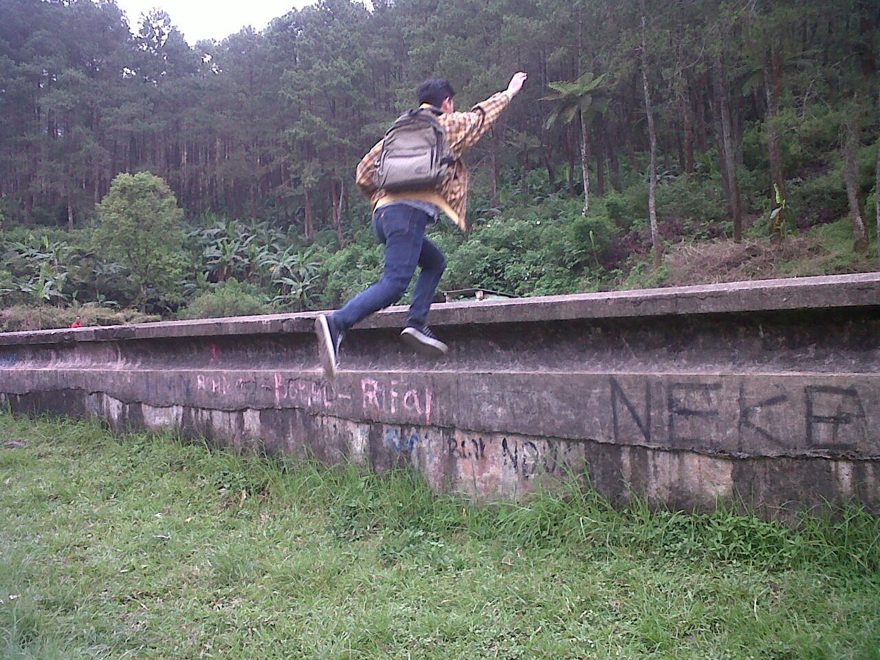 &#91;share&#93; poto levitasi dengan bermodalkan kamera hp