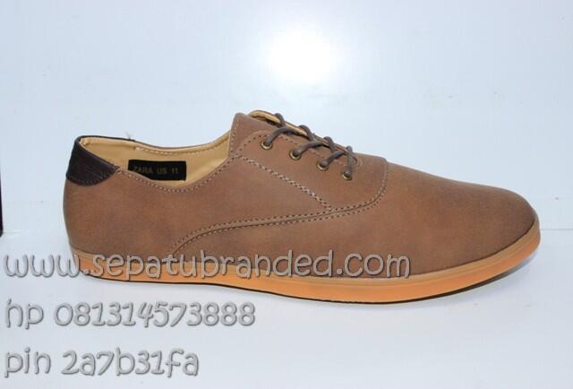 sepatu vans,asics tiger,nike,macbeth,converse,zara,toms,crocs,puma,reebok,adidas