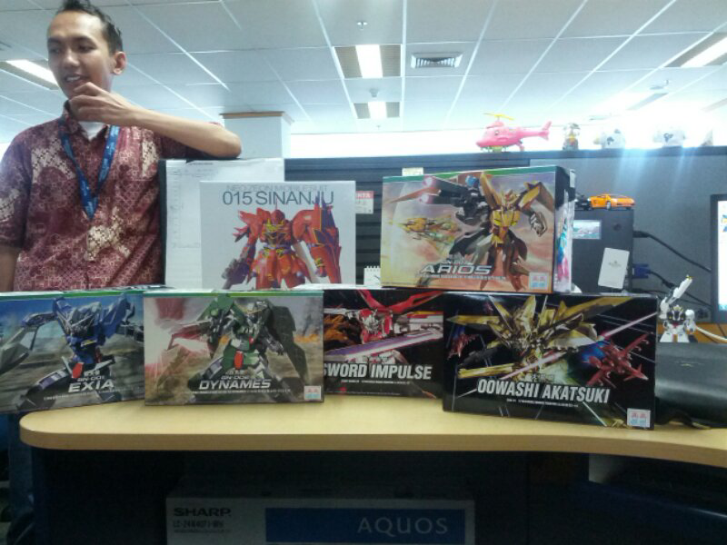 -= Pau Pau Hobby Online Shop =- (gundam BANDAI murah rate mantap!!!)