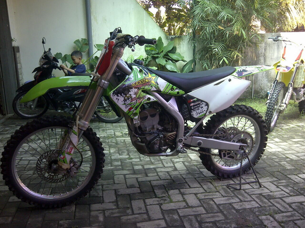 Jual Honda CR 85 & Kawasaki KXF 250