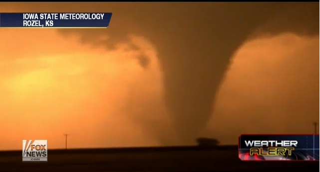 Tornado terbesar menyerang Oklahoma US