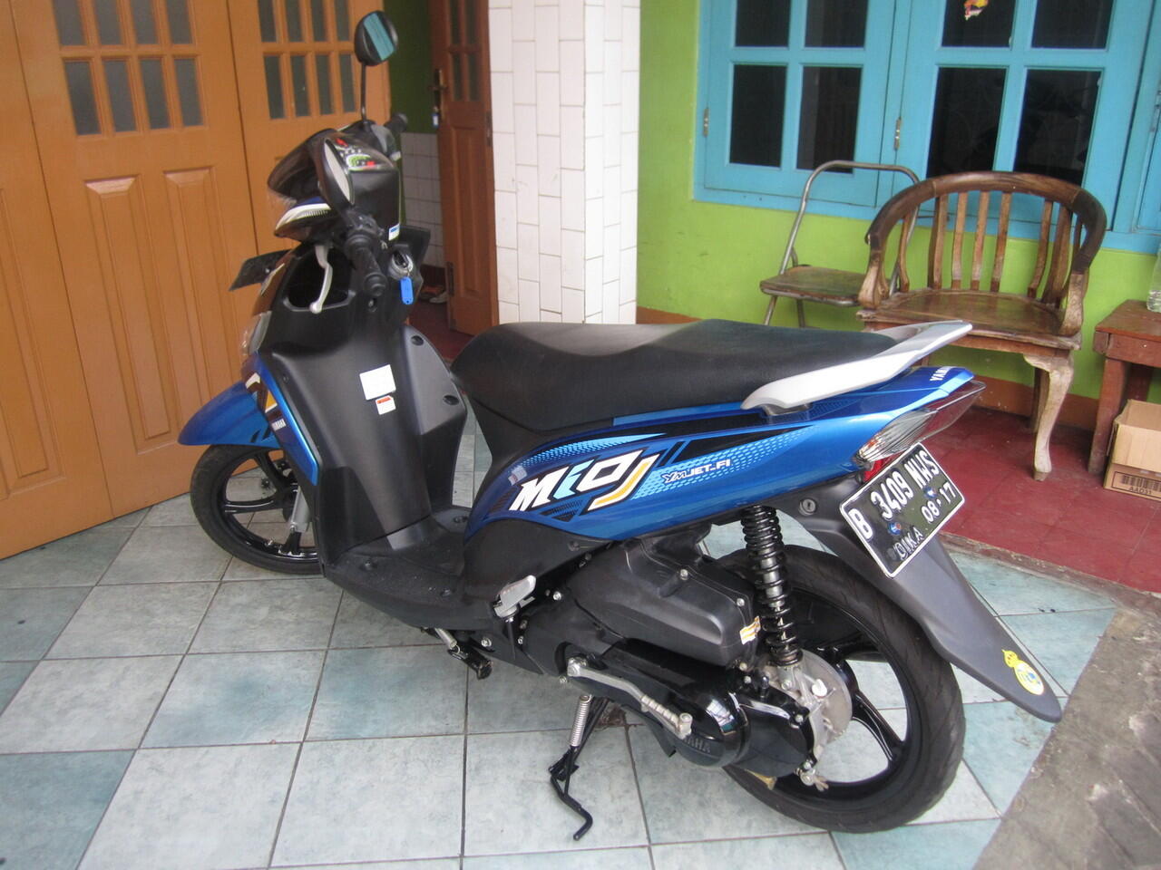 Cari YAMAHA MIO J CW F1 2012 PUTIH KASKUS