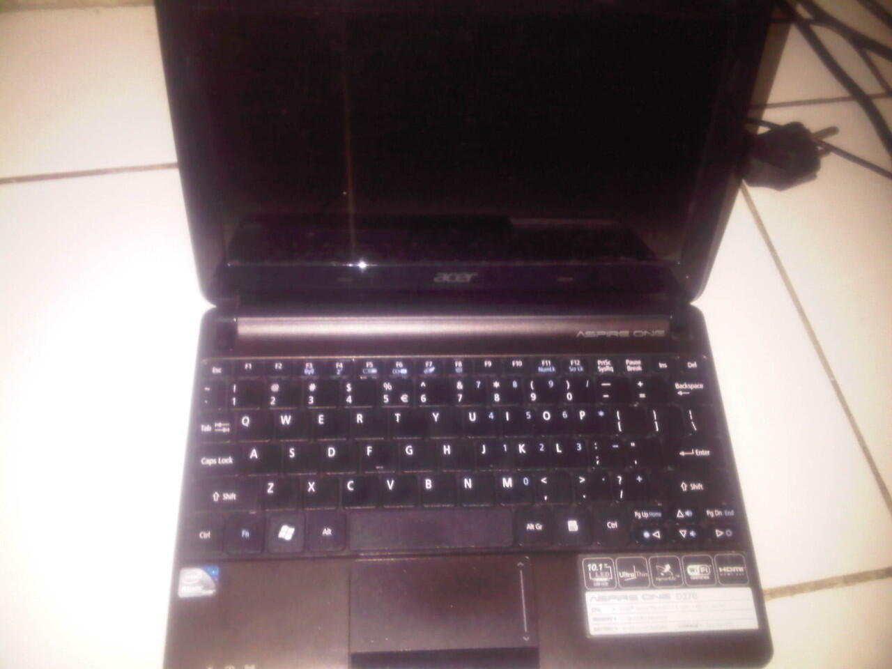 netbook acer D270 N2600