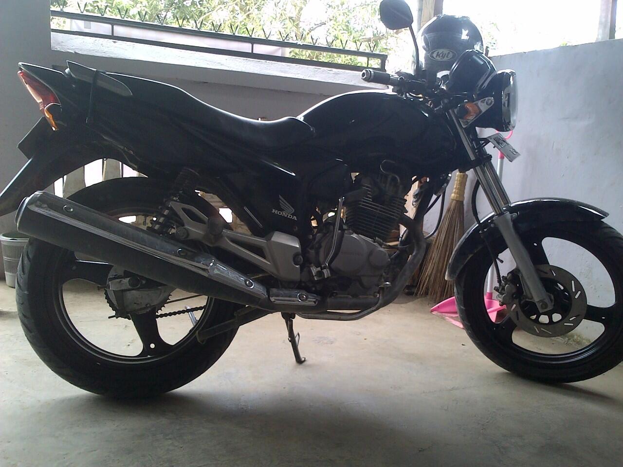 jual swing arm kawasaki ninja 150 rr dan r alumunium merek vrossi